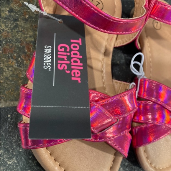 NWT Pink Shimmer Glam Toddler Girl's Strappy Sandals Size 7 - Picture 4 of 5